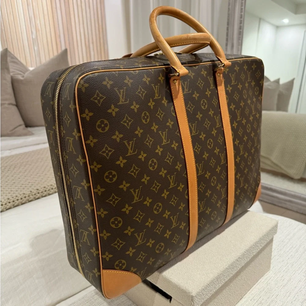 Louis Vuitton Porte Documents Voyage leather handbag - Picture 4 of 12